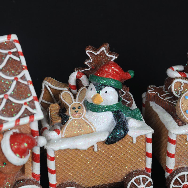 Polyresin Gingerbread Train 33cm