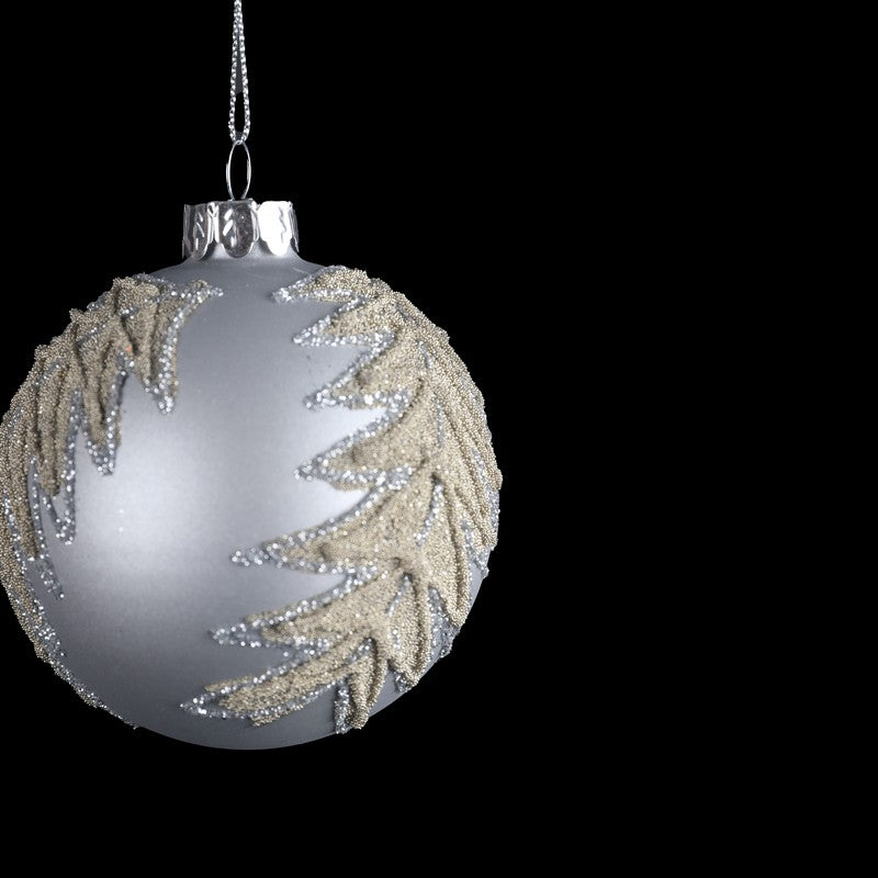 Silver Glass Bauble With Leaf & Glitter 8cm