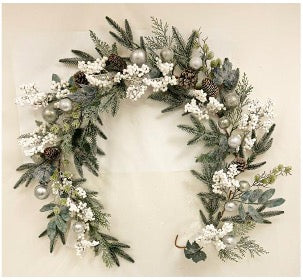 Snowberry & Bauble Garland 180cm